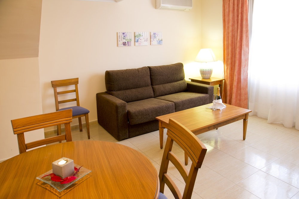 APARTHOTEL PINOSOL 16/34