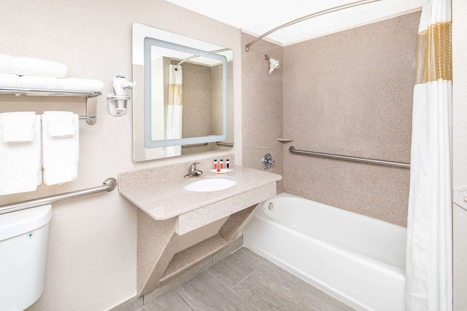Ramada by Wyndham Alpharetta/Atlanta North 9/9