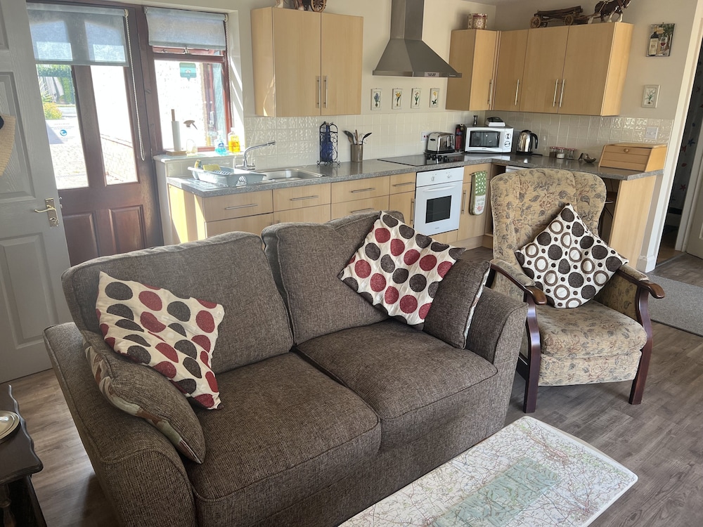 Orchard Side Bed And Breakfast 20/50