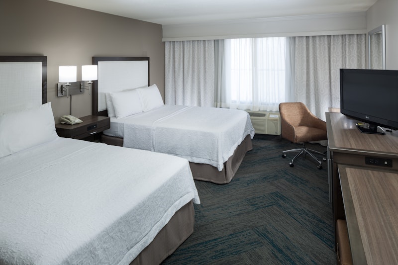 Hampton Inn Los Angeles-Orange County-Cypress 14/40
