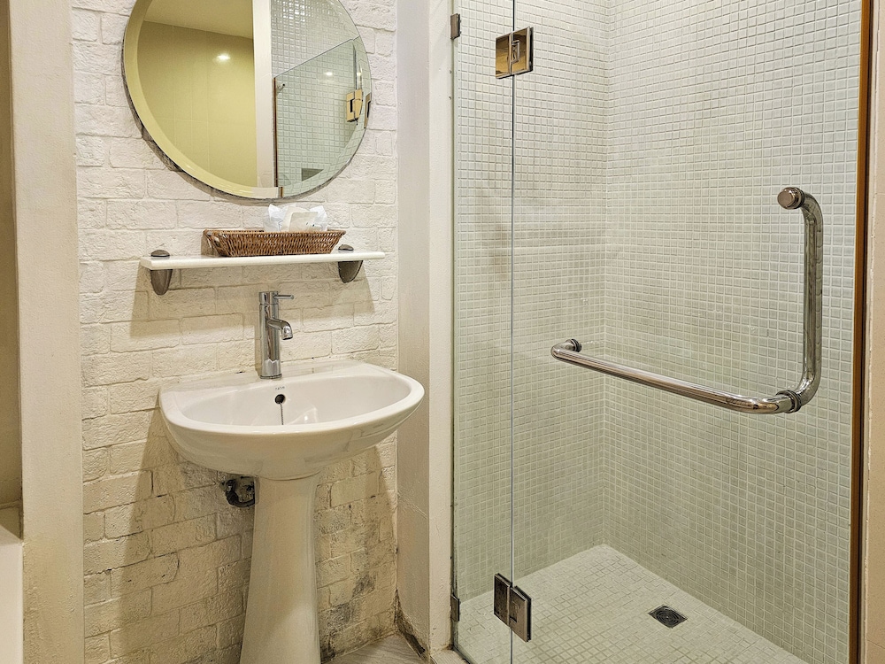 Verano Beach Villa 53/56