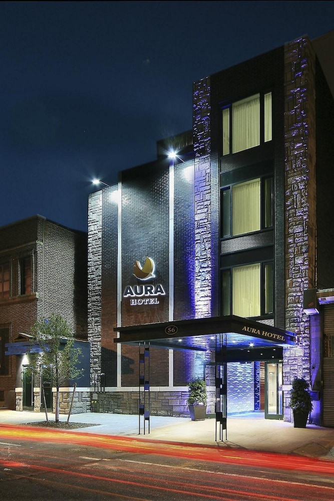 Condor Hotel by LuxUrban, Trademark Collection 1/50