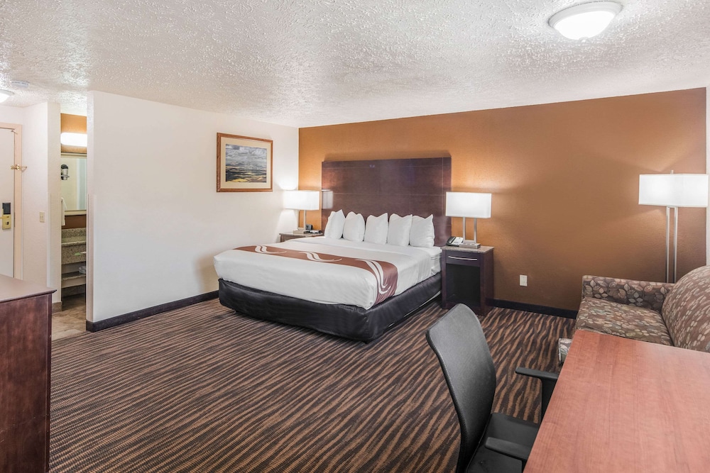 Quality Inn and Suites Downtown Walla Walla, WA 12/49