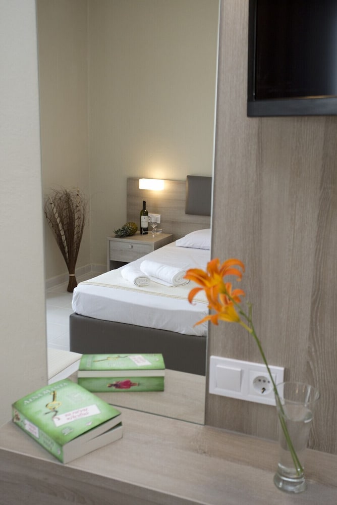Hotel Sirines 22/50
