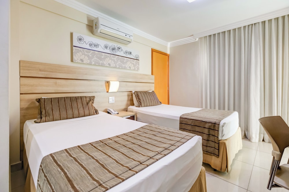 Bristol Jaragua Hotel 26/67