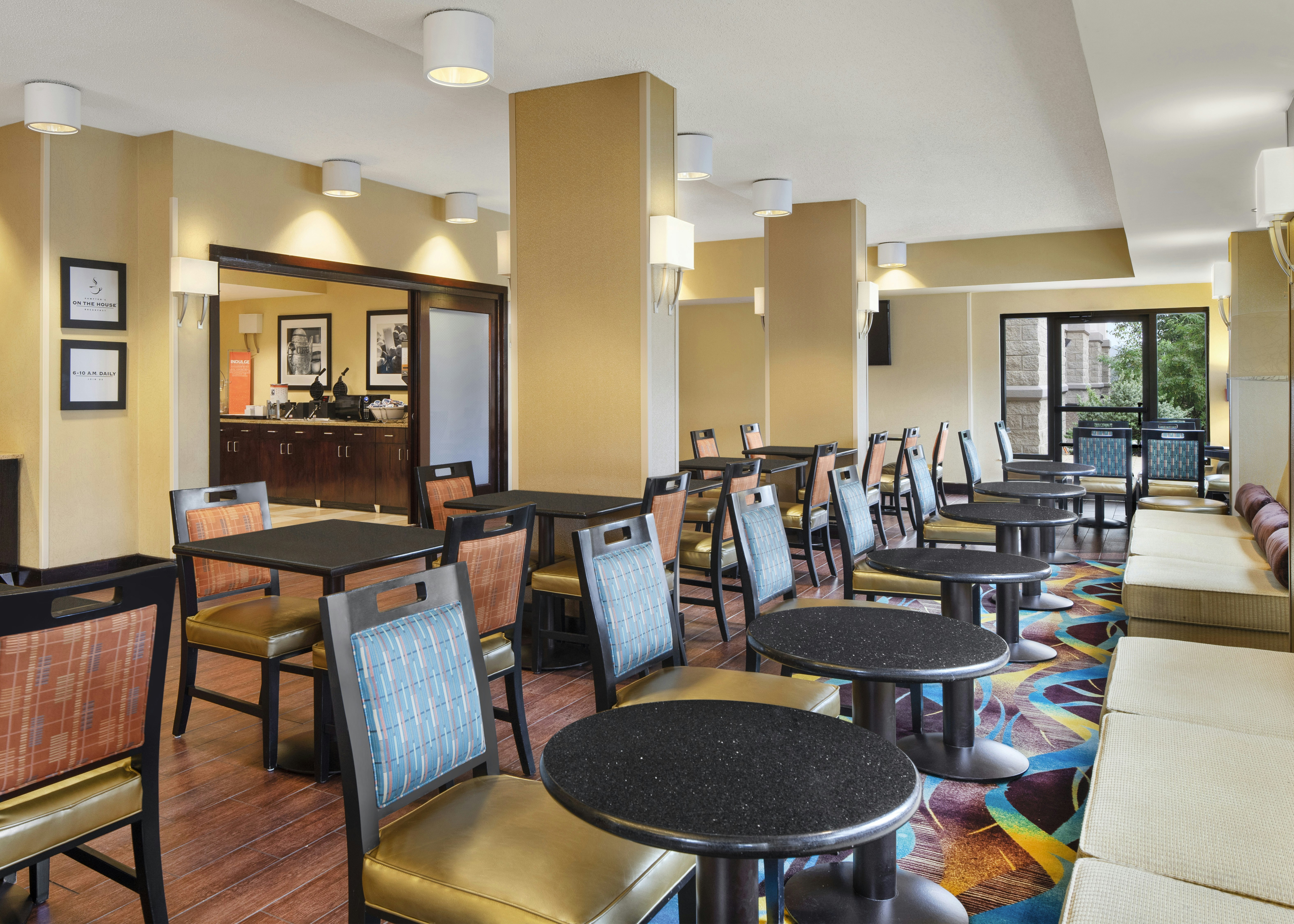 Hampton Inn Dallas-Irving-Las Colinas 35/48