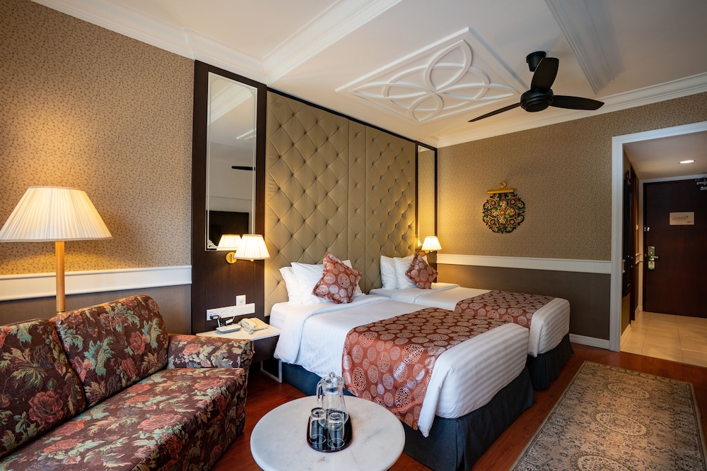 Century Pines Resort 19/50