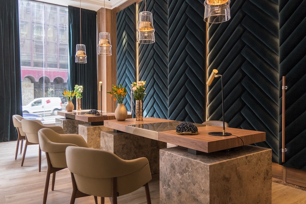 Circulo Gran Via Hotel Autograph Collection Adults Only 46/52