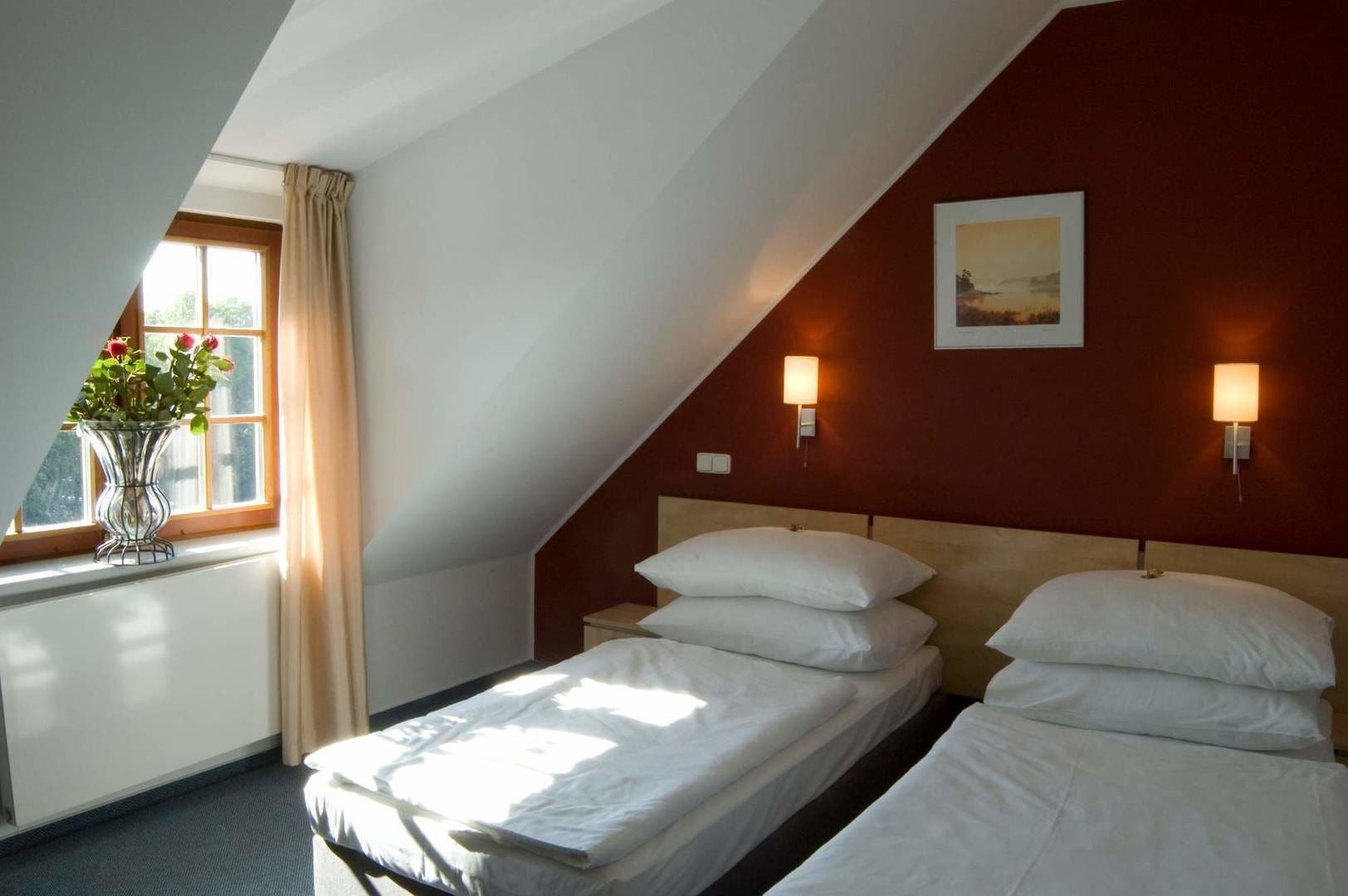 BASIC, DOUBLE BED