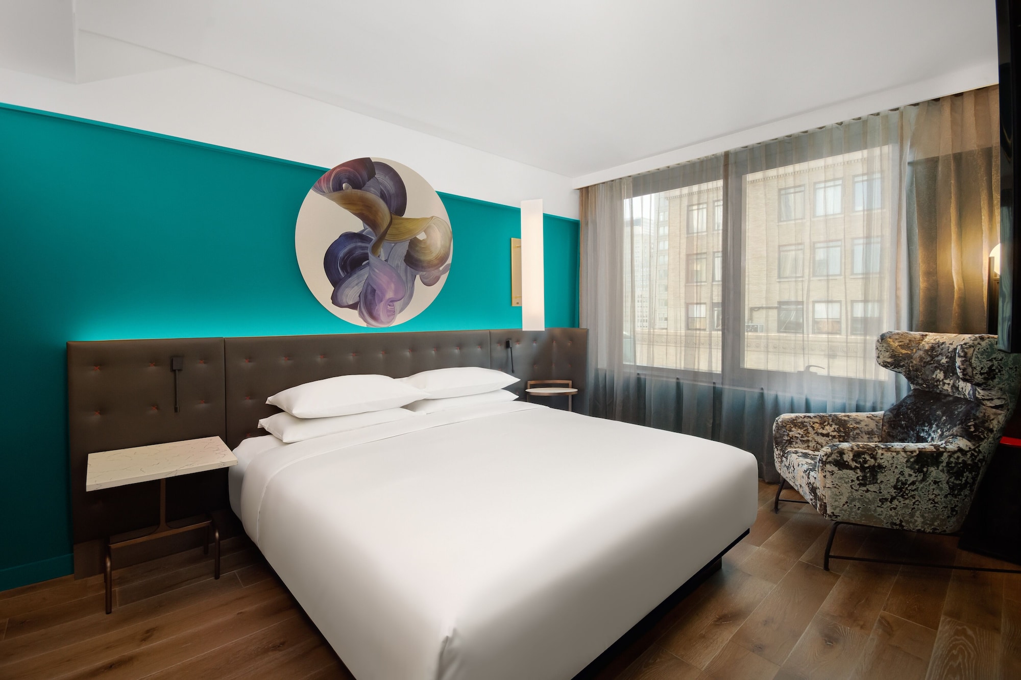 ROOM, KING BED, ACCESSIBLE
