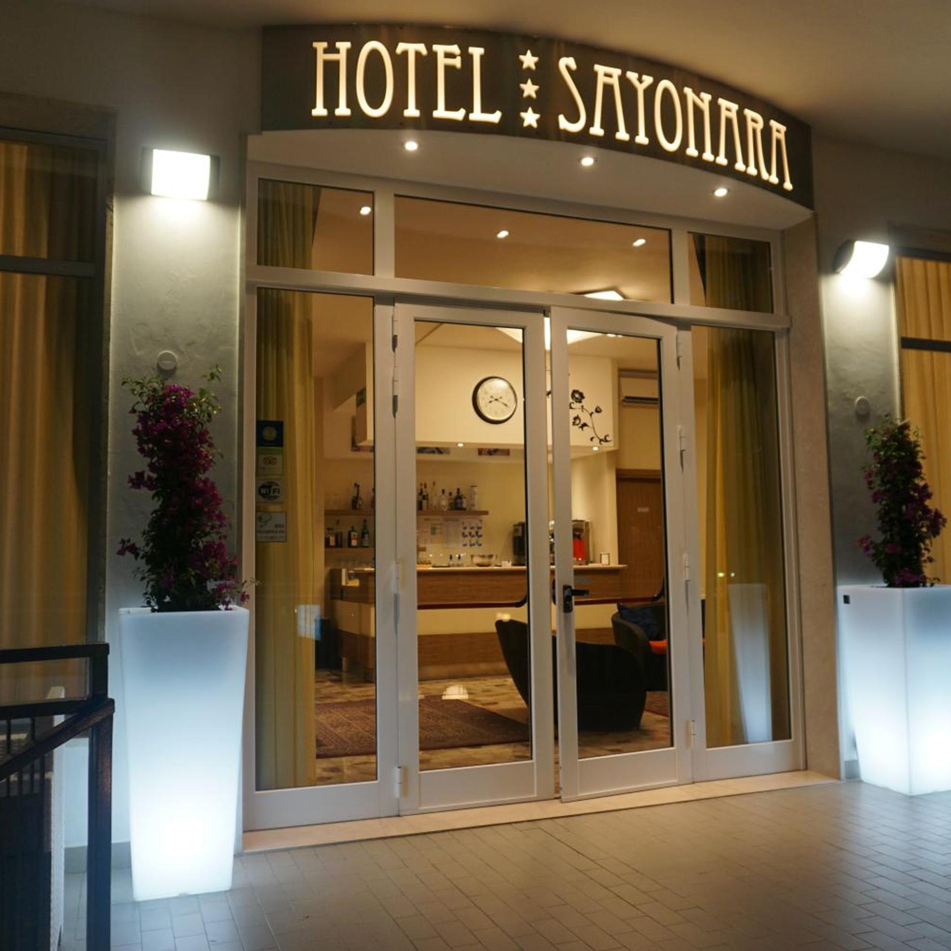 Hotel Sayonara 10/50