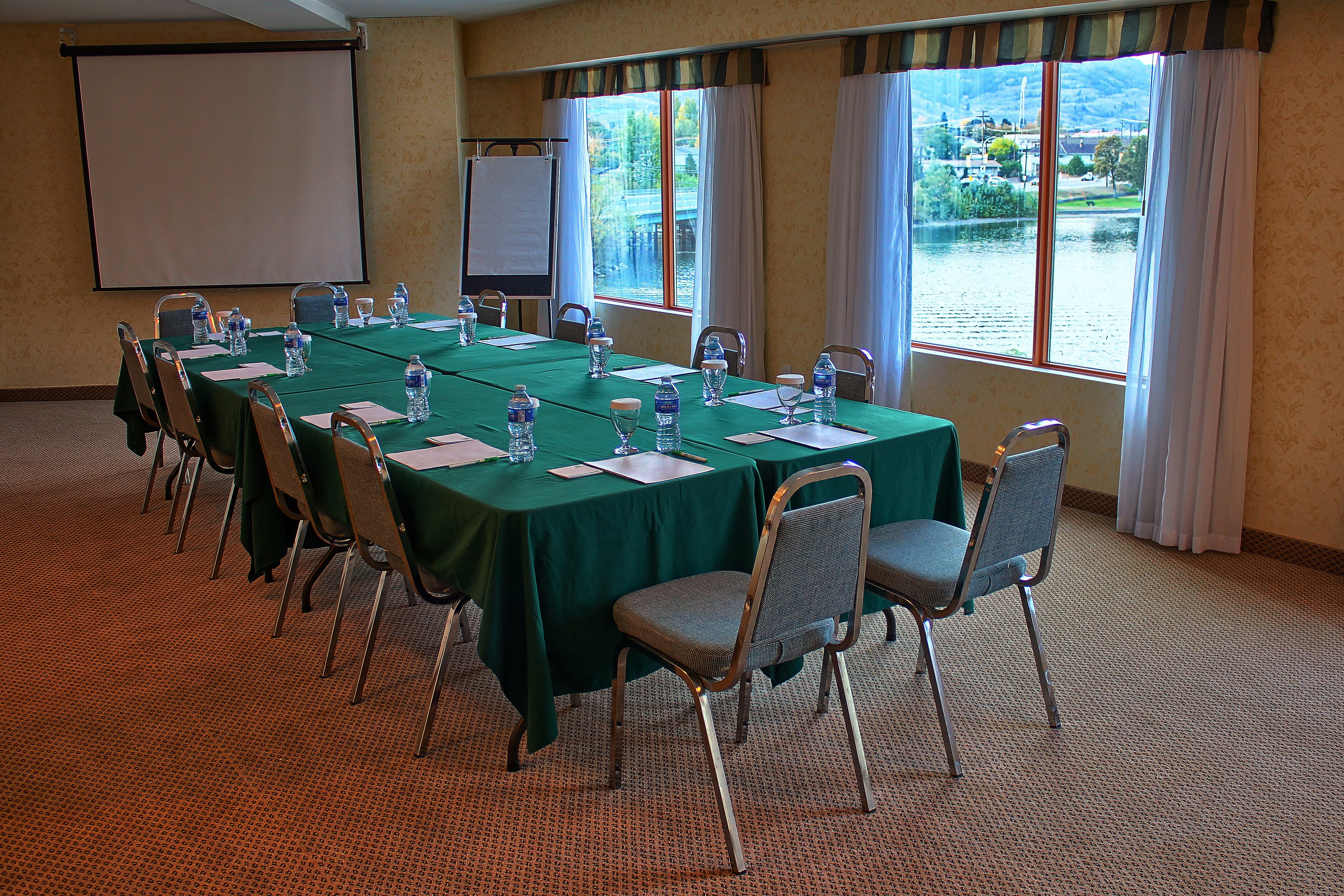 Holiday Inn Osoyoos 67/81