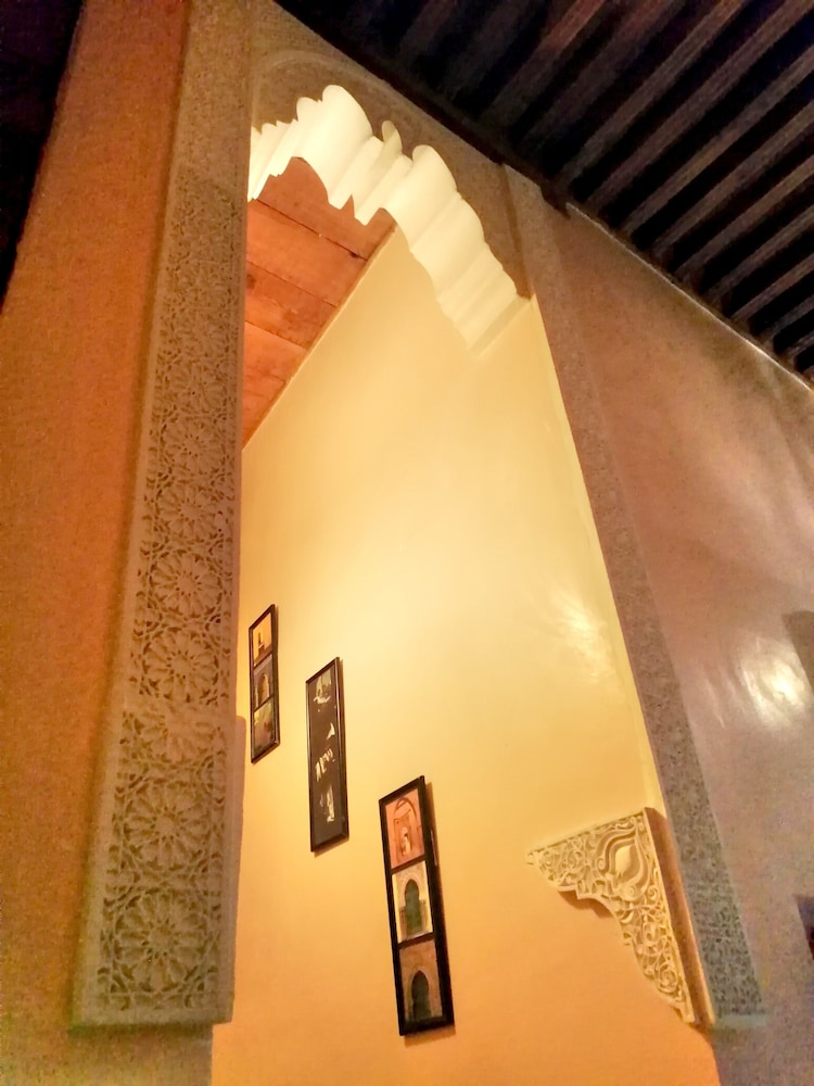 RIAD TARA 37/77