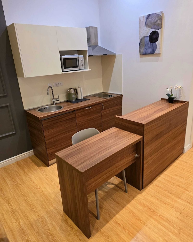 Tesla Boutique Apartments & Rooms 34/50