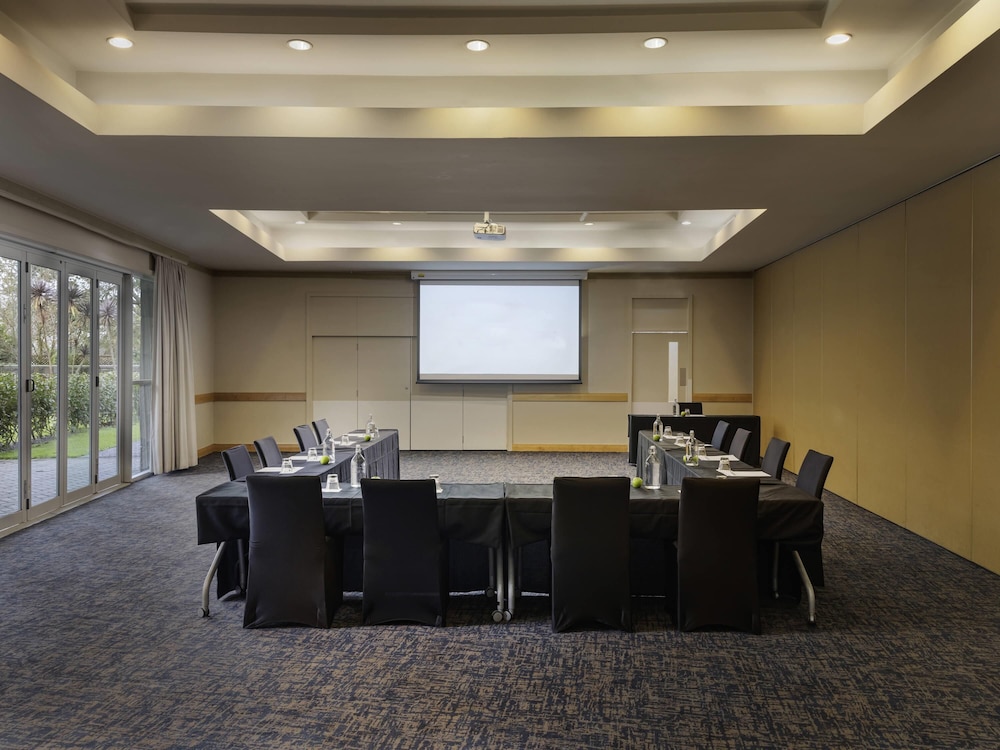 NOVOTEL AUCKLAND ELLERSLIE 51/63