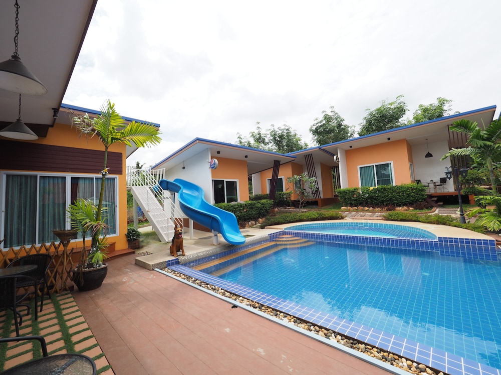 Nai C Resort 12/52
