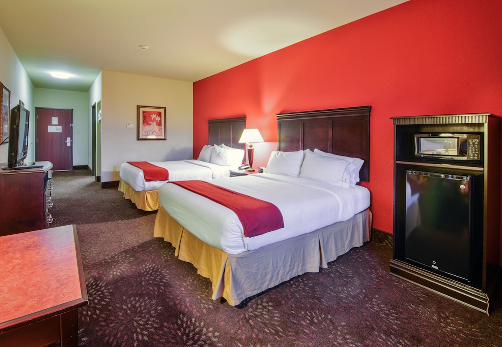 Holiday Inn Express Hotel Suites Terrell 23/64