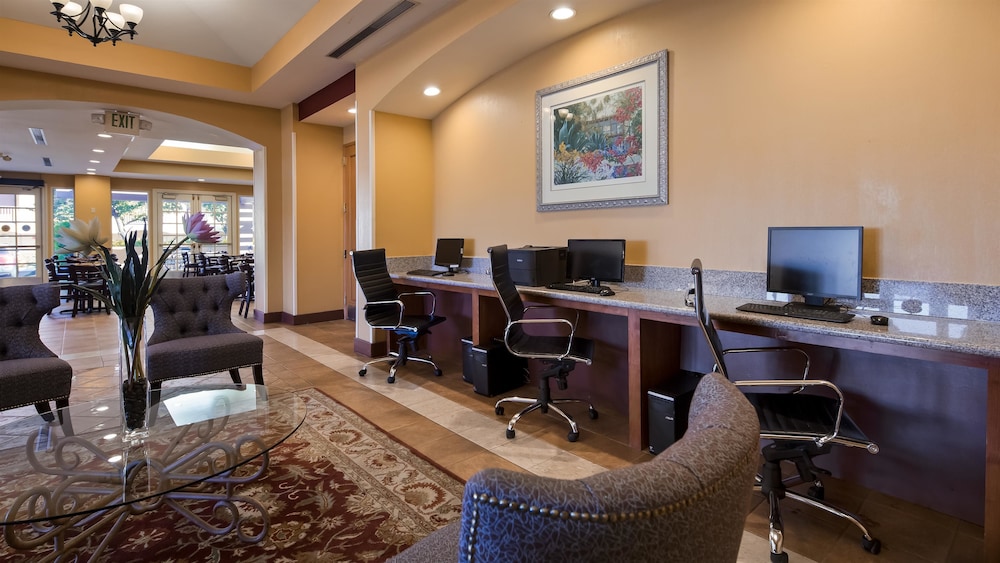 Best Western Plus Palm Desert Resort 35/43
