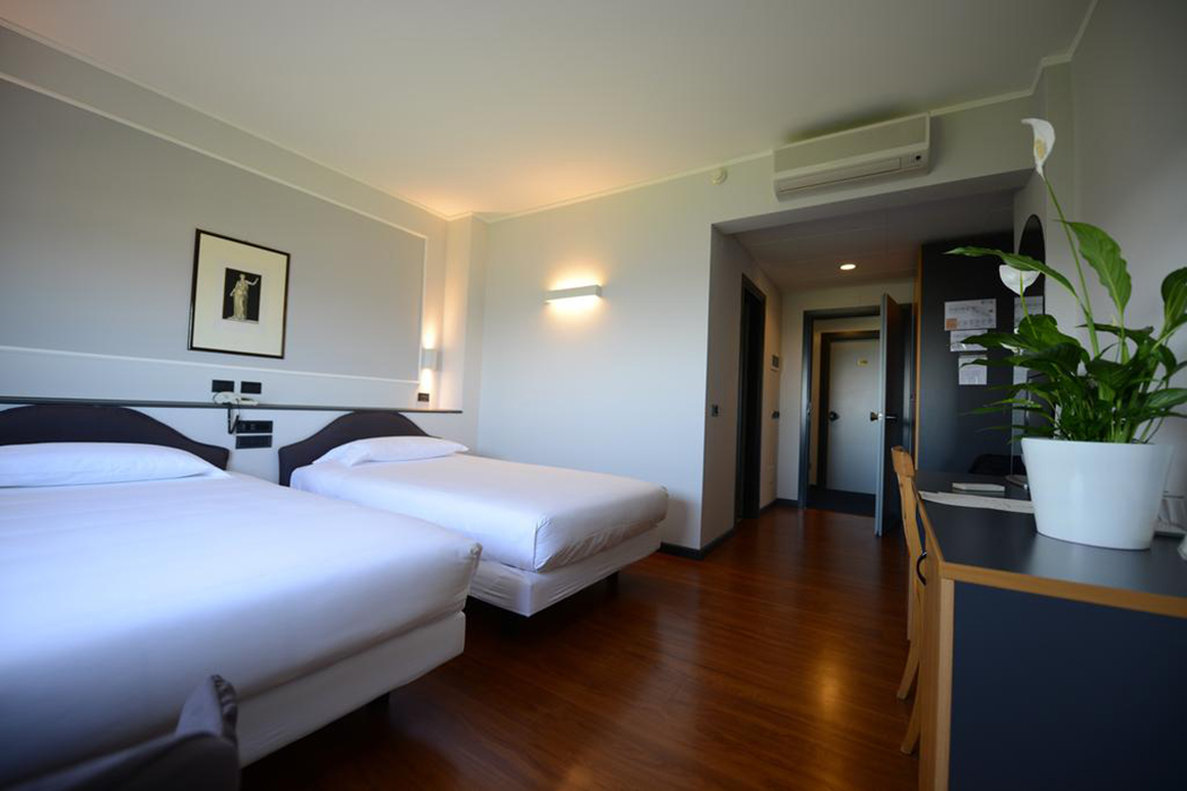 Mamiani Hotel 7/36