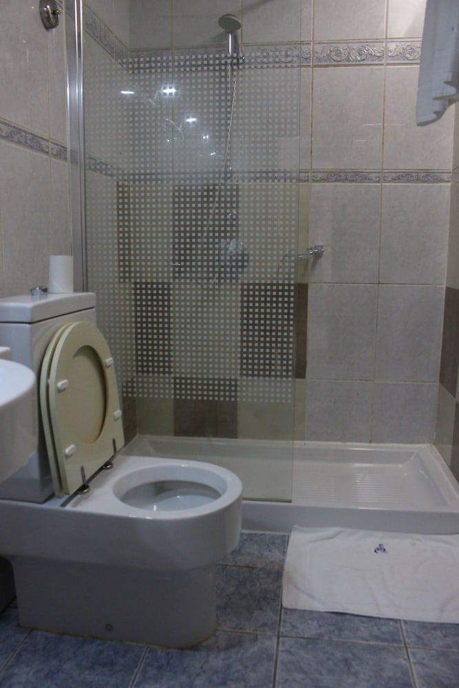 Particular Destiny Suites 46/50