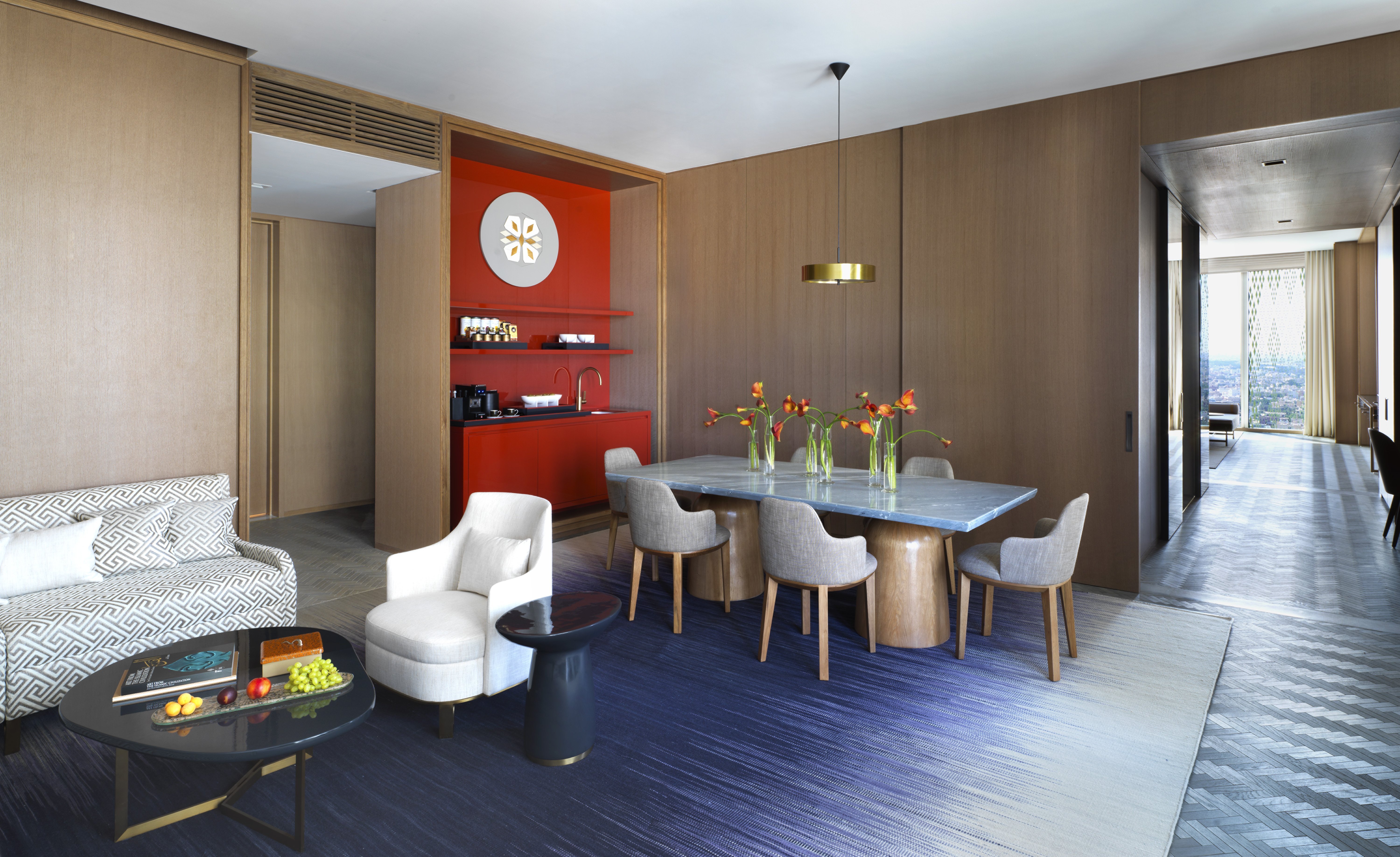 Ambassador, Suite, King Bed