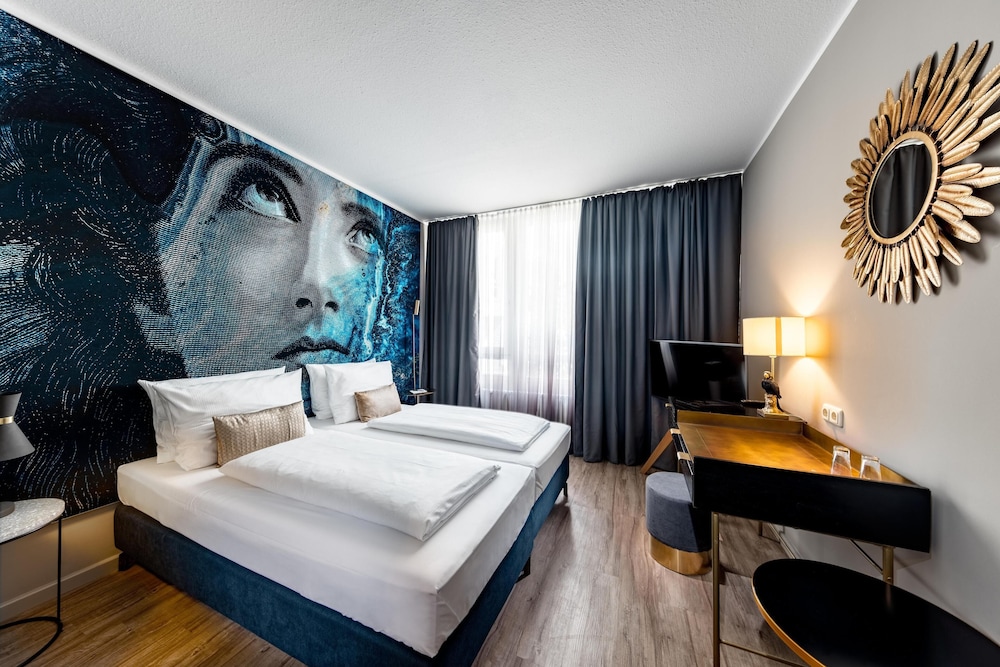 Superior, Double Bed, Aspire Elements Reutlingen, Trademark Collection by Wyndham 9/10