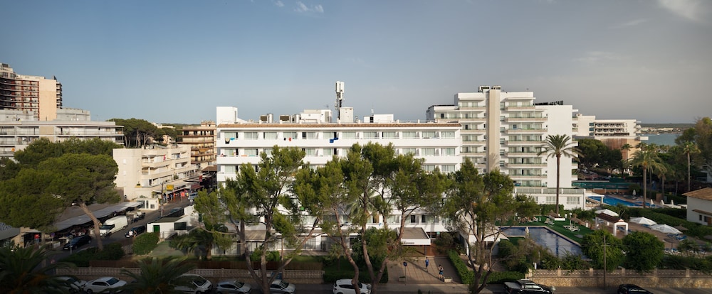 Hotel Foners - Adults Only 3/69