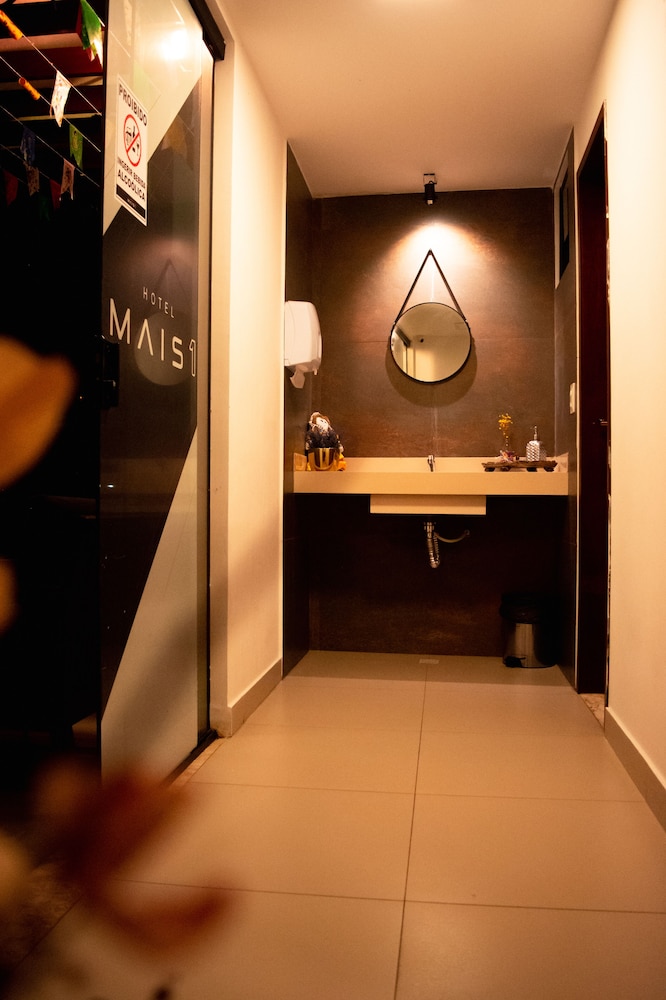 Hotel Mais 1 10/52