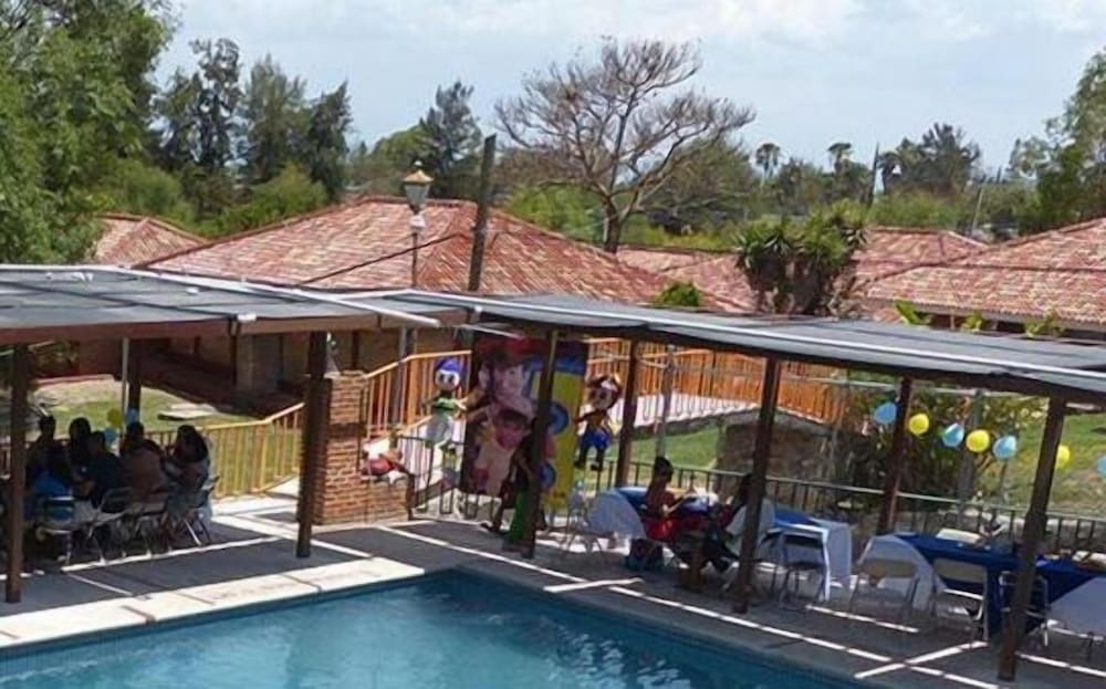 Hotel Chapala Country 32/49