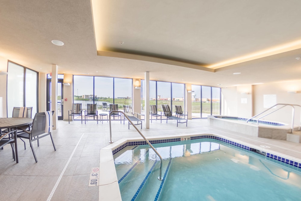 Fairfield Inn Suites By Marriott Des Moines Altoona 22/29