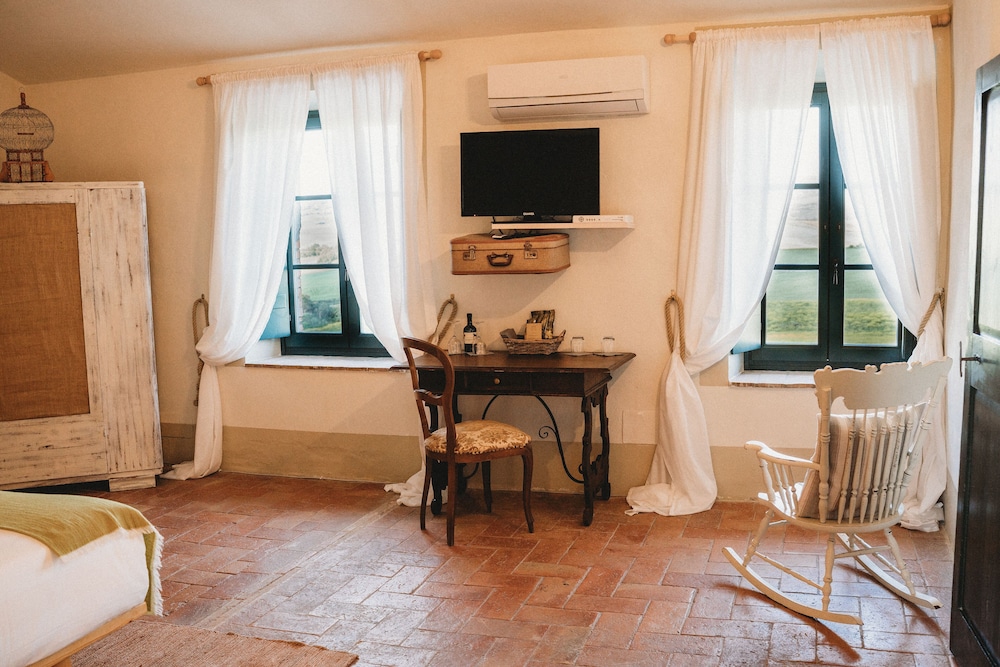 LOCANDA IN TUSCANY 27/50