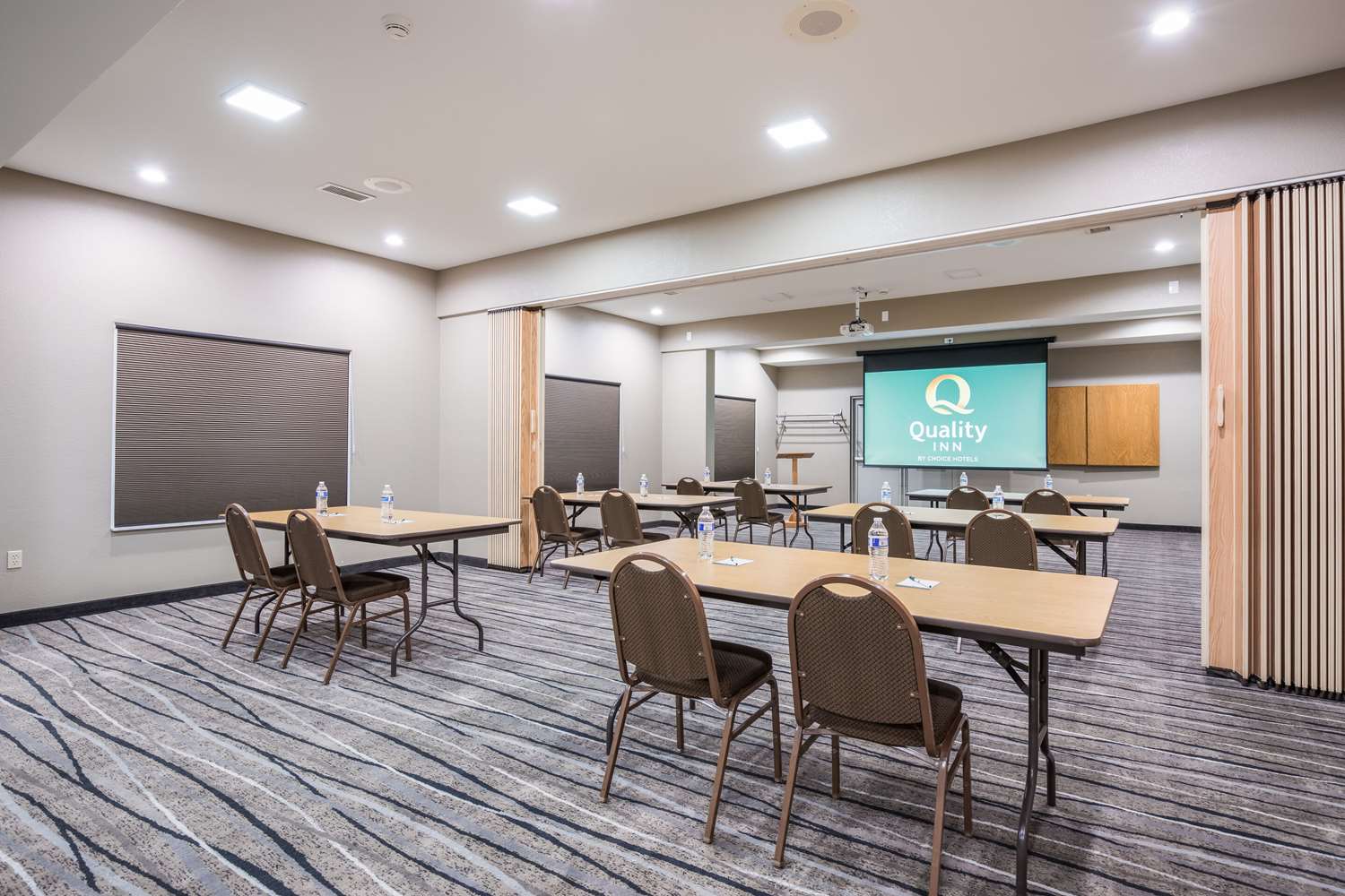 Quality Inn & Suites Lodi I-90 35/39