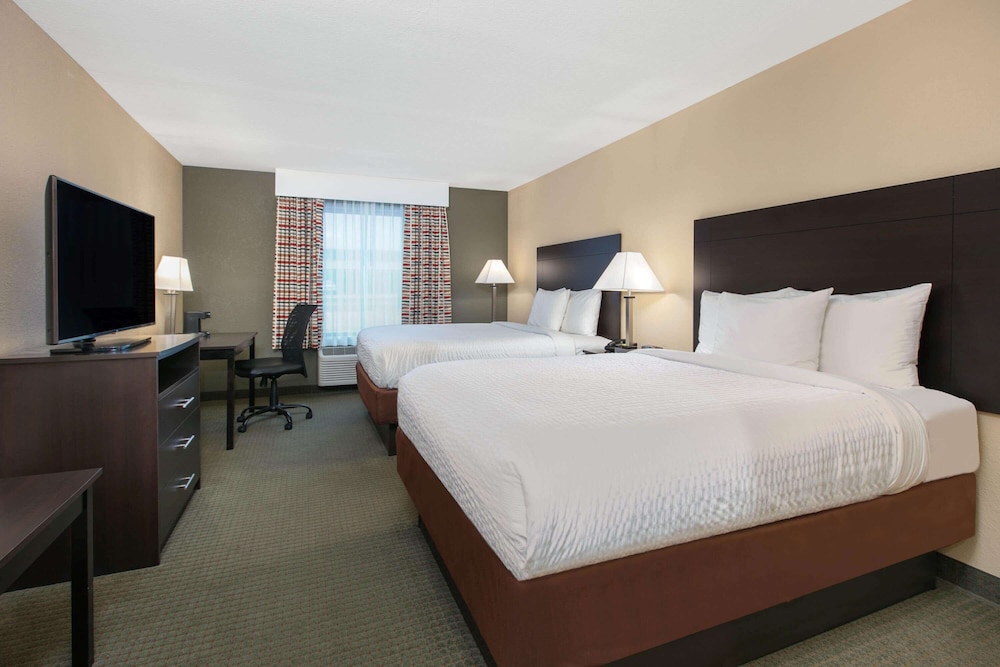 Days Inn And Suites By Wyndham Florence Jackson Area 25/50