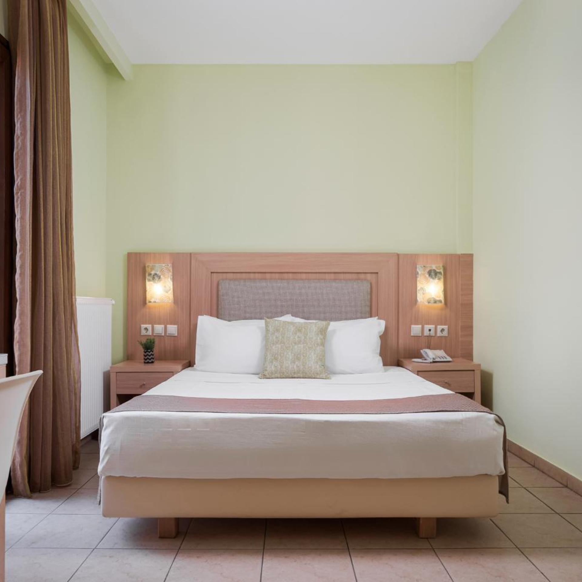 Minotel Leto 13/52