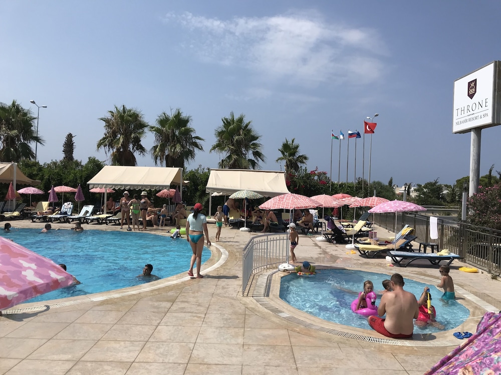 Throne Beach Resort and Spa 42/50