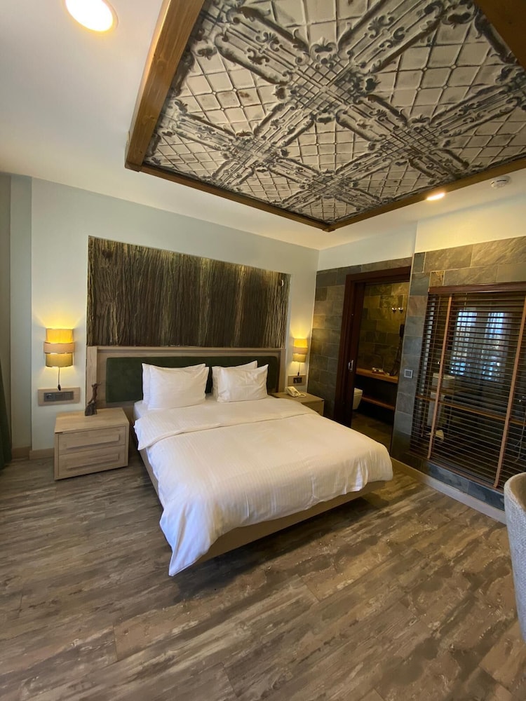 Tas Konak Boutique Hotel 12/22