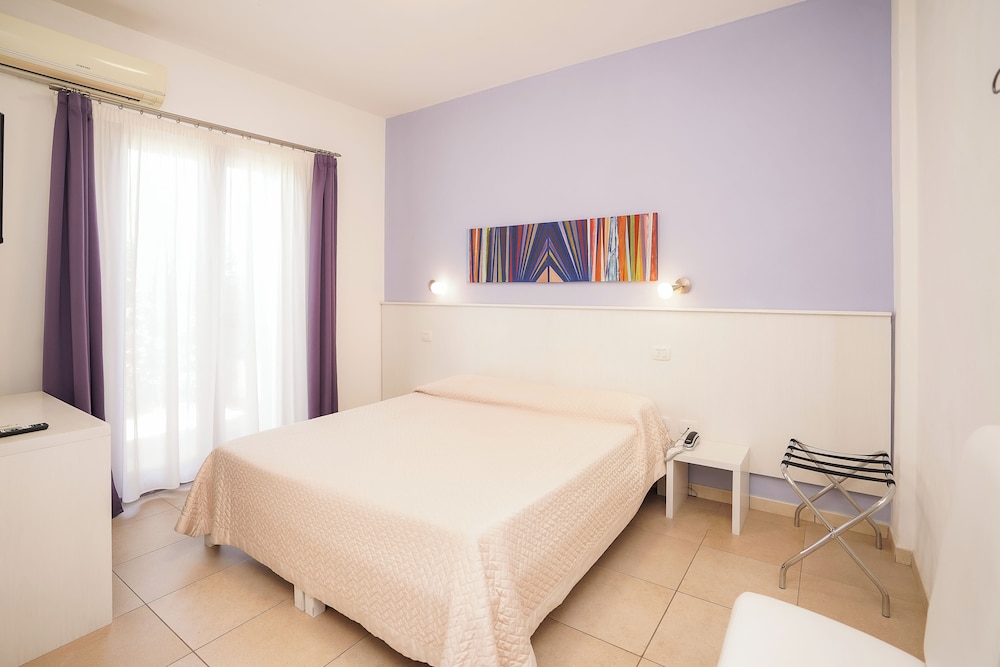 Corte Dei Melograni Hotel Resort 4/27