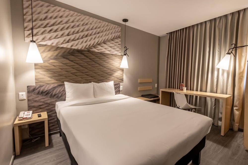 Ibis Tijuana 19/50