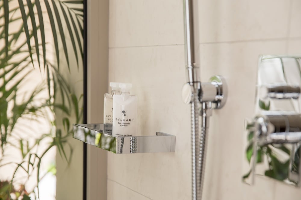 Compass House Boutique Hotel 24/48