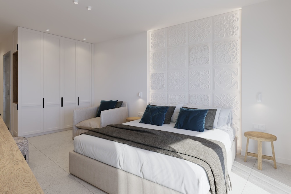 Windmill Bay Aparthotel 12/50