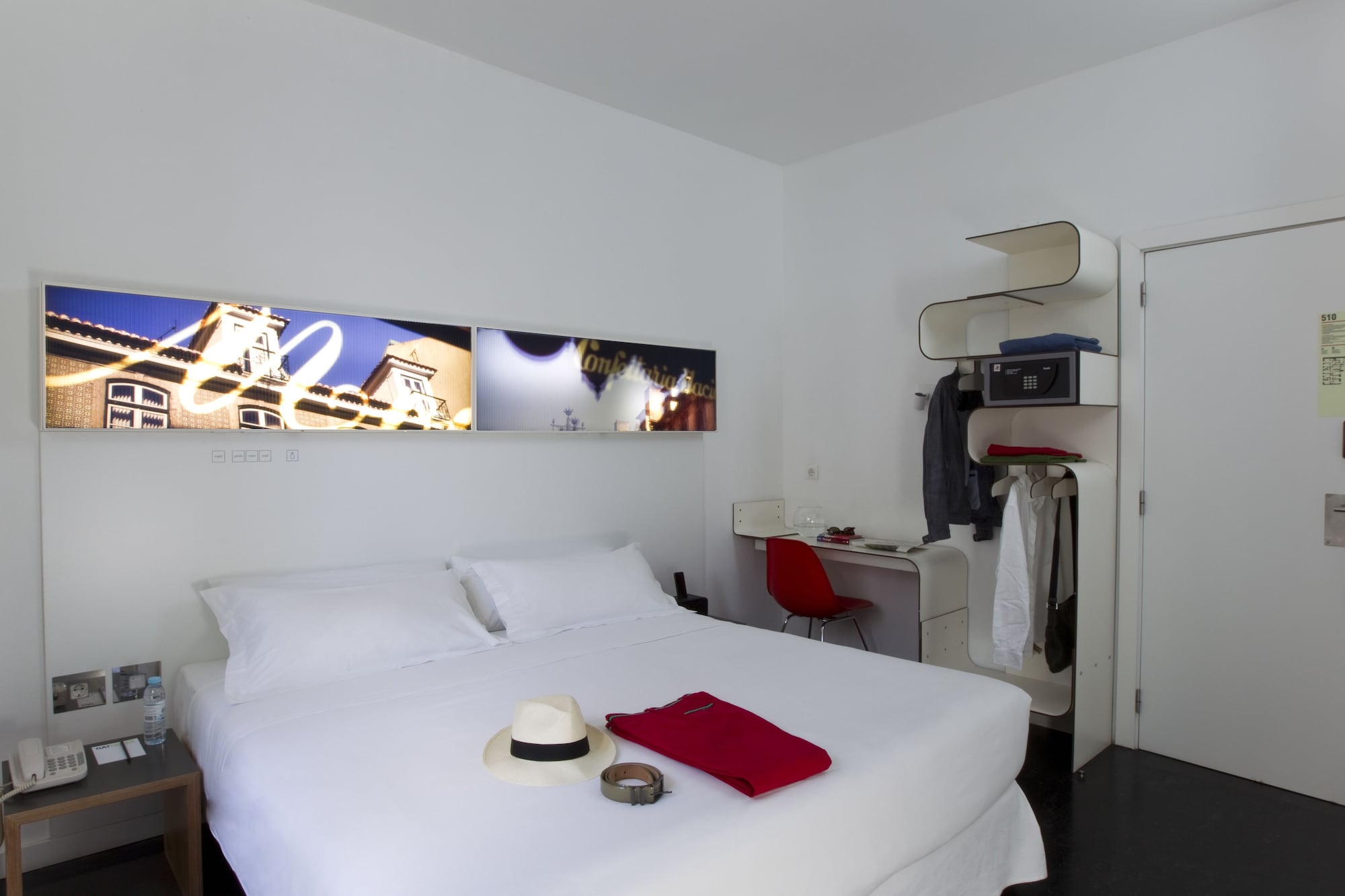 SUPERIOR, DOUBLE BED