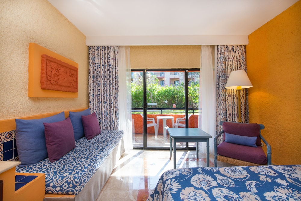 Iberostar Waves Tucan 28/47
