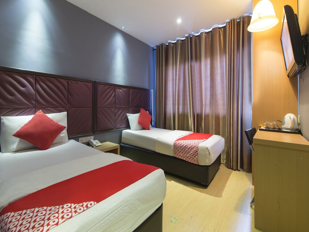OYO 90894 Hotel Smc I-city 38/54