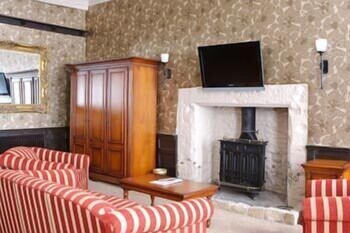 The Old Crown Coaching Inn 5/50