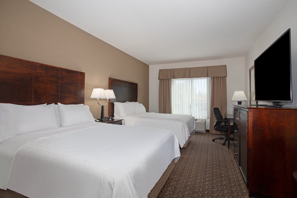 Holiday Inn Express Hotel And Suites Lander 14/50