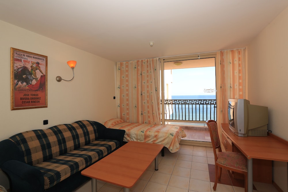 Royal Bay 25/49
