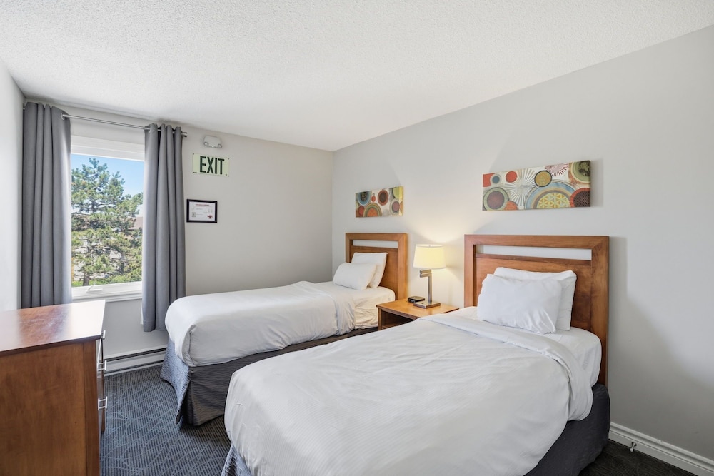 The Lodges At Blue Mountain Mountain Walk Condos 26/50