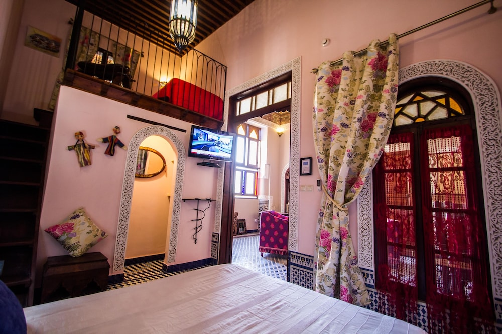 Riad Letchina 37/50