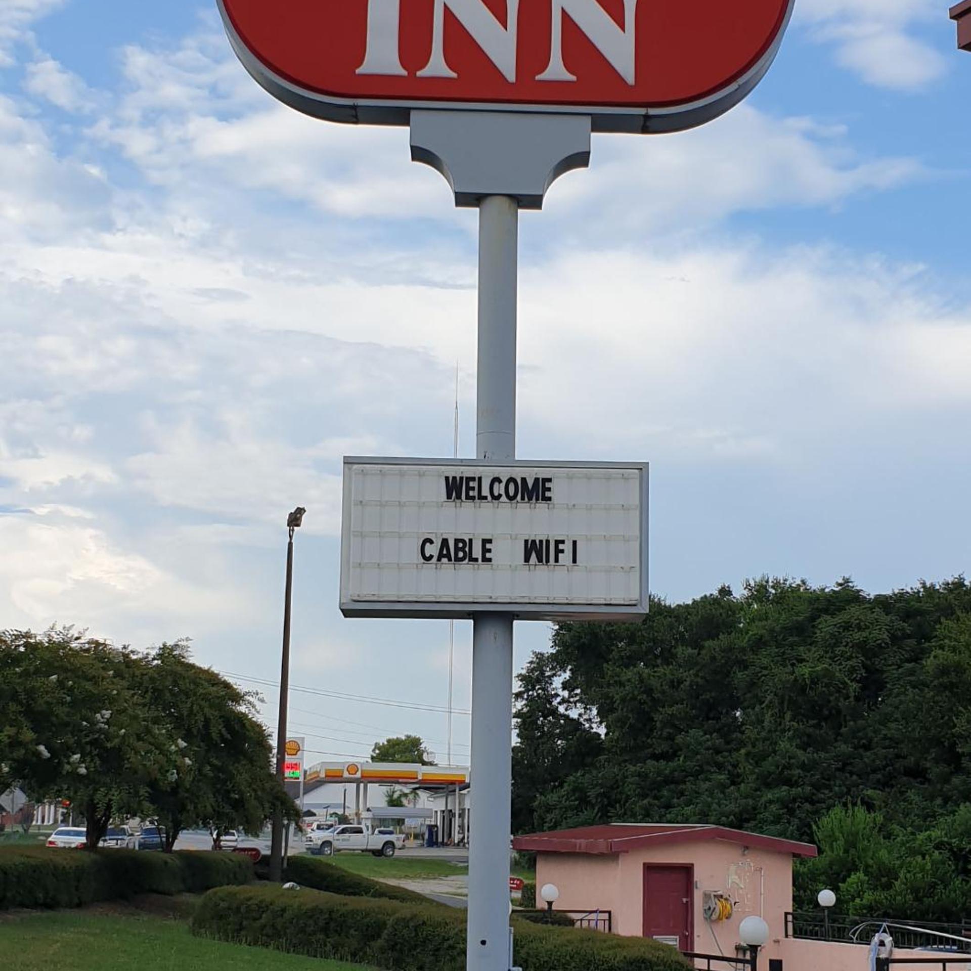 Executive Inn Kershaw 2/25
