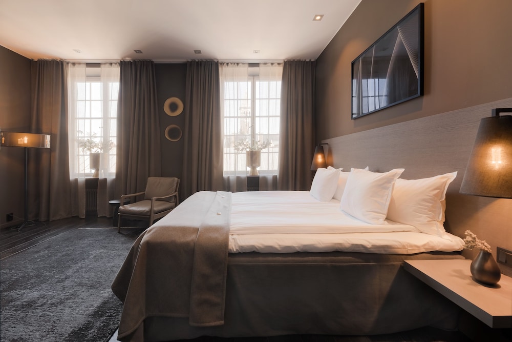 Deluxe, Suite, King Bed